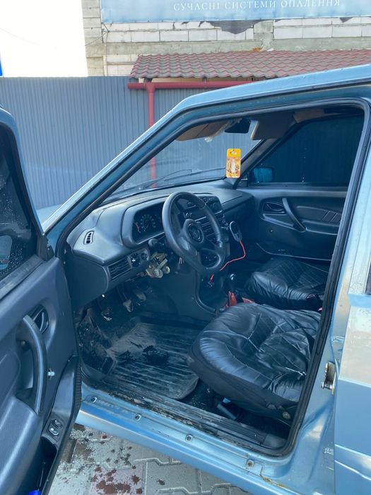 Продам ваз 2114 2004р.