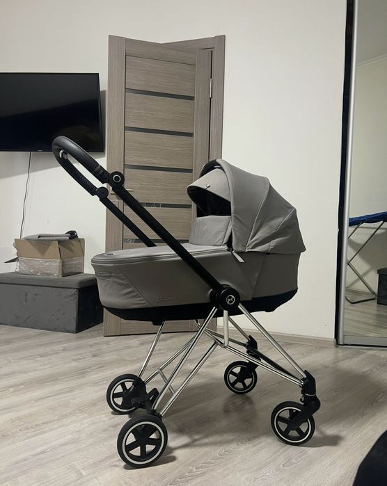 Коляска Cybex Mios 3 в 1