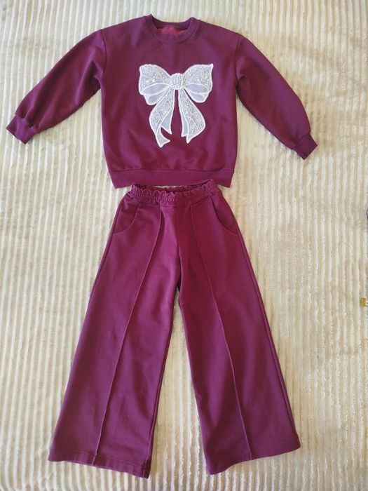 Костюм на дівчинку Демі