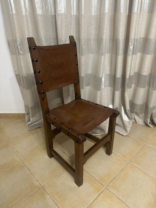 Vendo Cadeiras Madeira
