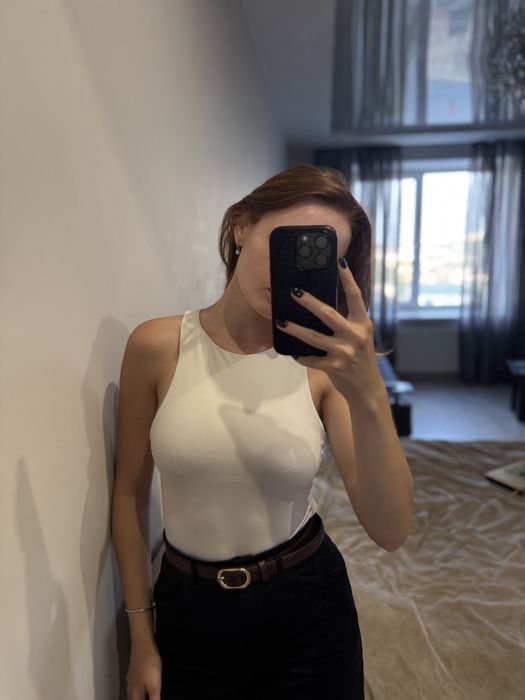 Біле боді  від Zara