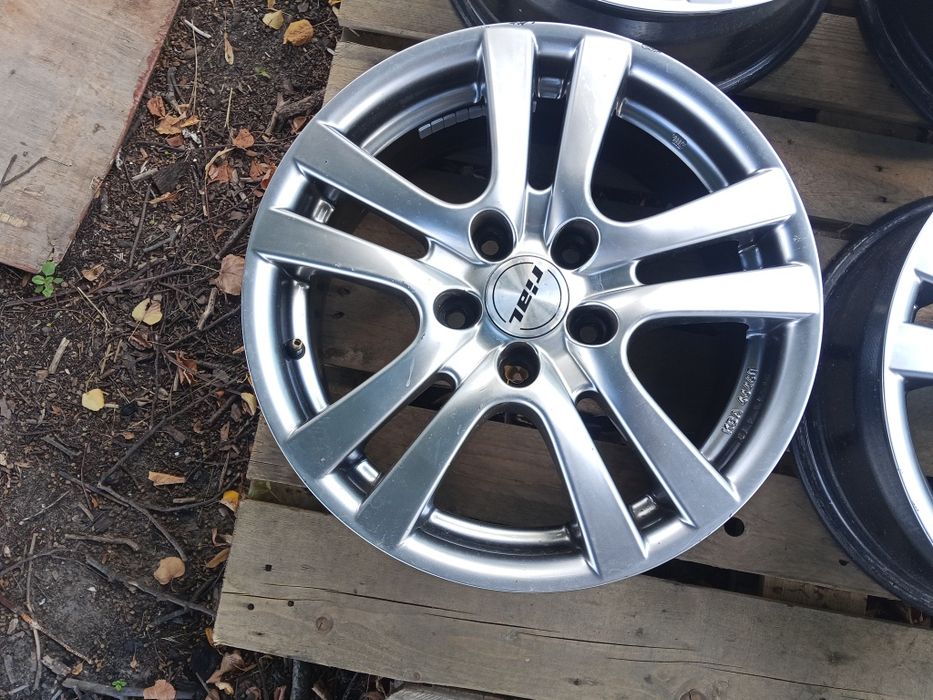 Alufelgi r16 5x114.3 toyota Avensis T27