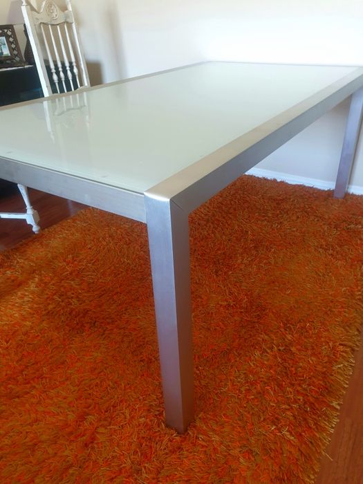 Mesa de sala de jantar