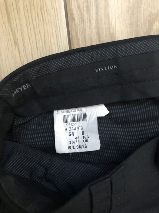 Czarne eleganckie spodnie z wełną Meyer W38 L34