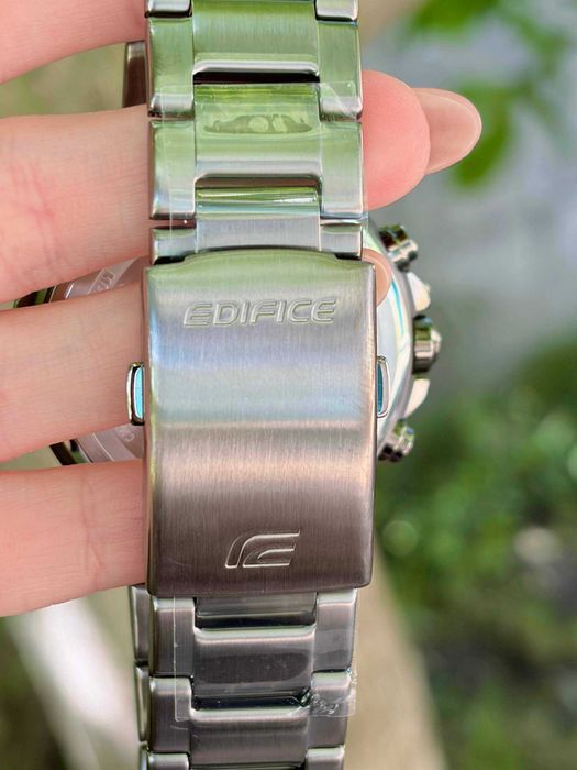 Чоловічий годинник CASIO EDIFICE ECB-20YDC-1A (Bluetooth Smartphone Link).