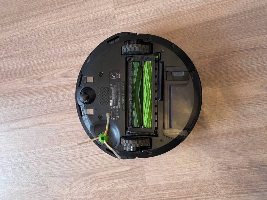 Робот-пилосос iRobot Roomba E5