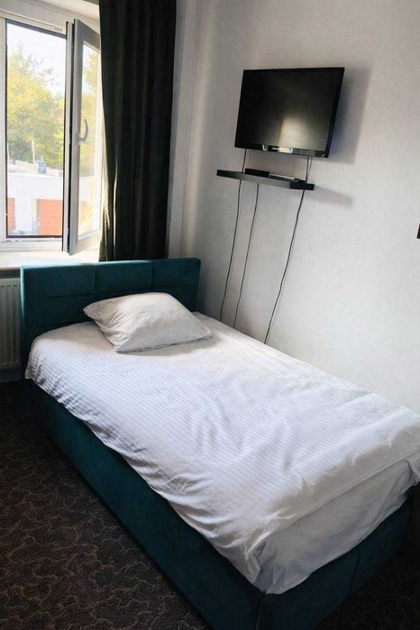 750 злотых месяц. NEW Хостел Варшава Есть 2-местные номера  Hostel!