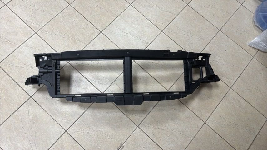 Телевізор передня панель Volvo XC60 Вольво ХС60 шрот запчасти