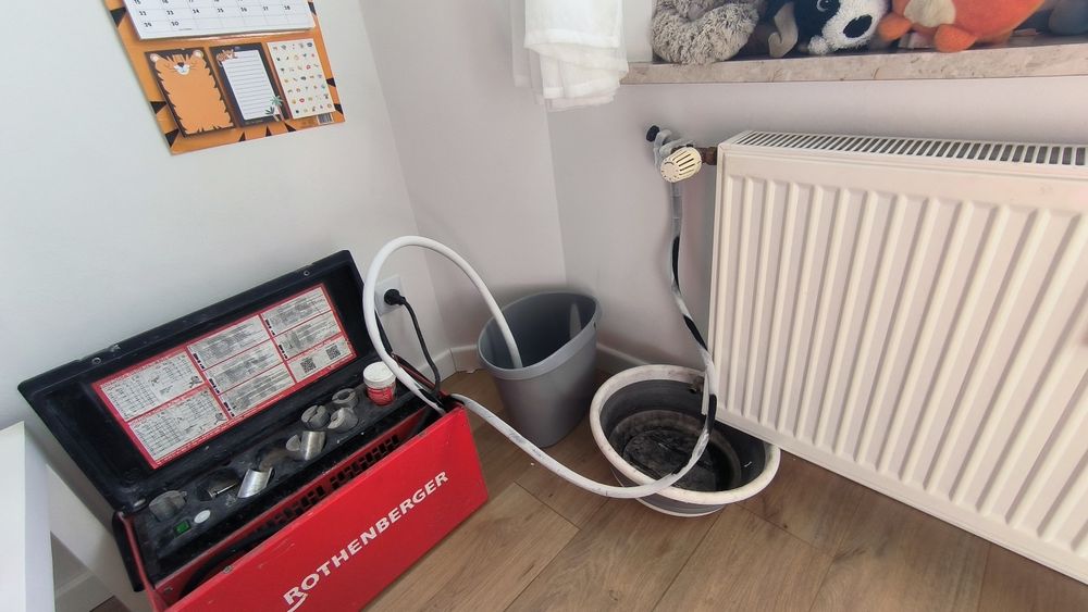 Zamrażanie rur grzejników, usługi hydrauliczne gazowe