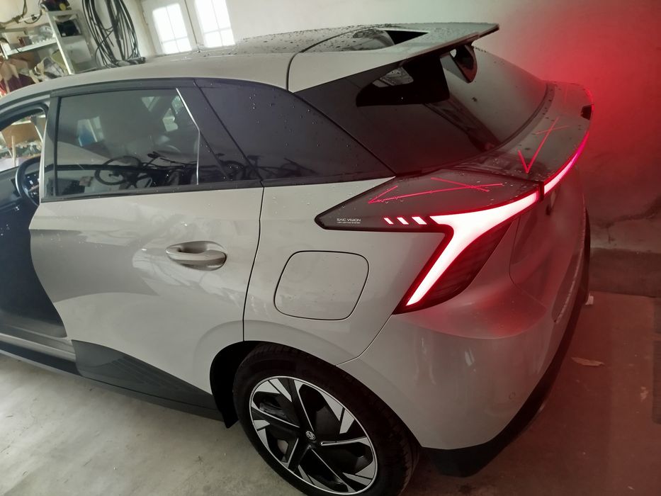Vendo  MG4  Luxury 64kw