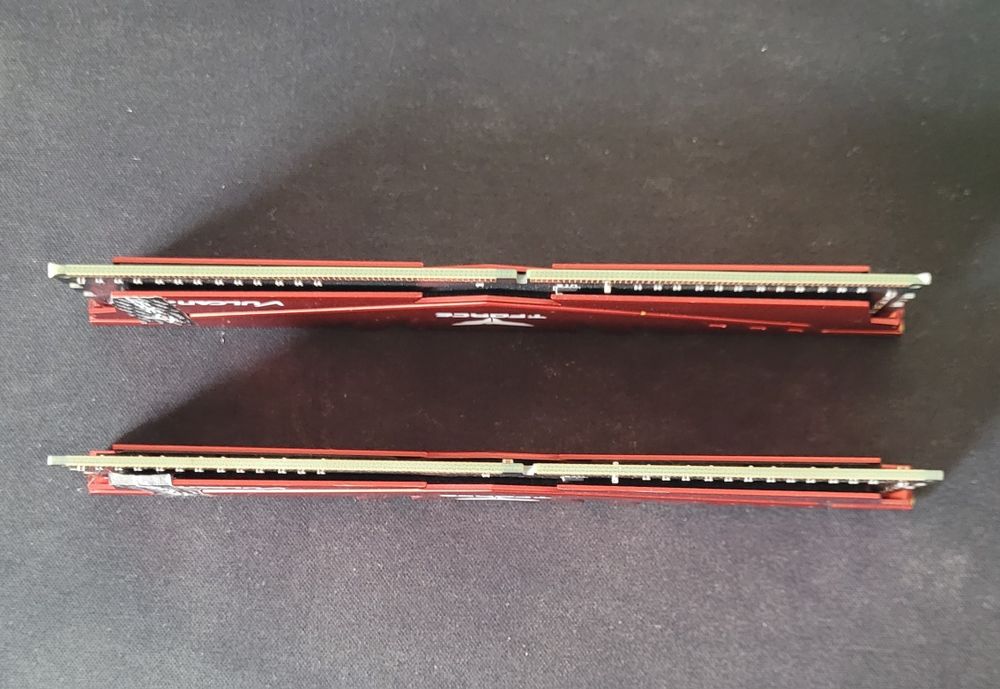 Модуль пам'яті Team T-Force Vulcan Z