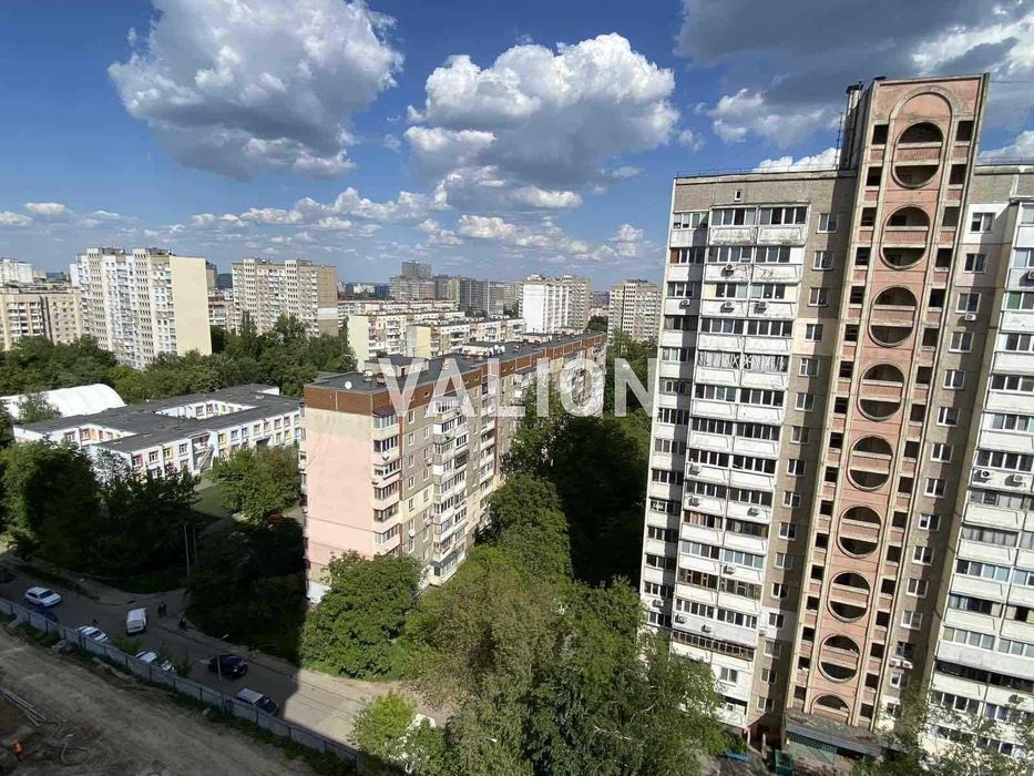 Без % Продаж 2к. квартири, 67кв.м, Варшавський мікрорайон, Виноградарь