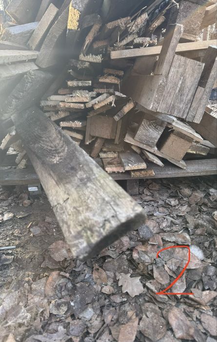 Deski sosnowe w różnym stanie za darmo