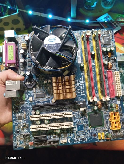 Продам материнську плату