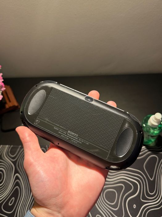 Playstation Vita + zestaw