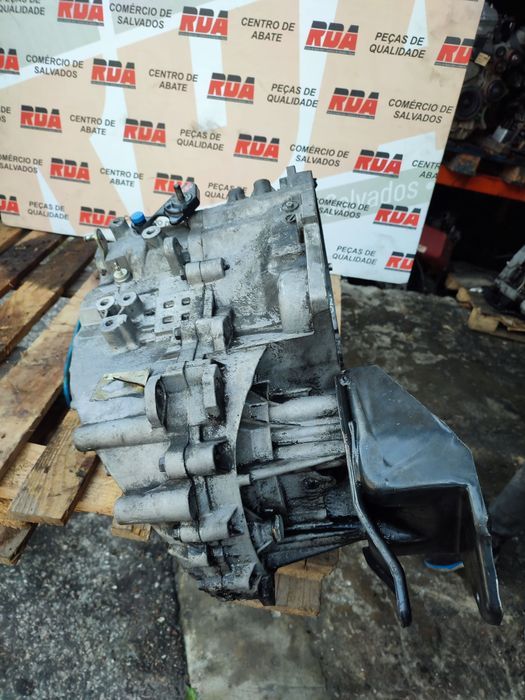 CV450CAIXADEVELOCIDADESVOLVOV401.9TD2002