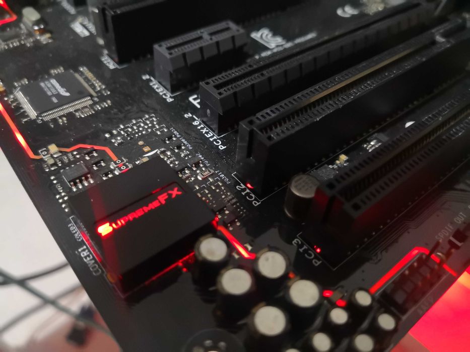 ASUS B85-Pro Gamer LGA1150 ATX – SupremeFX – I/O Shield – Testada