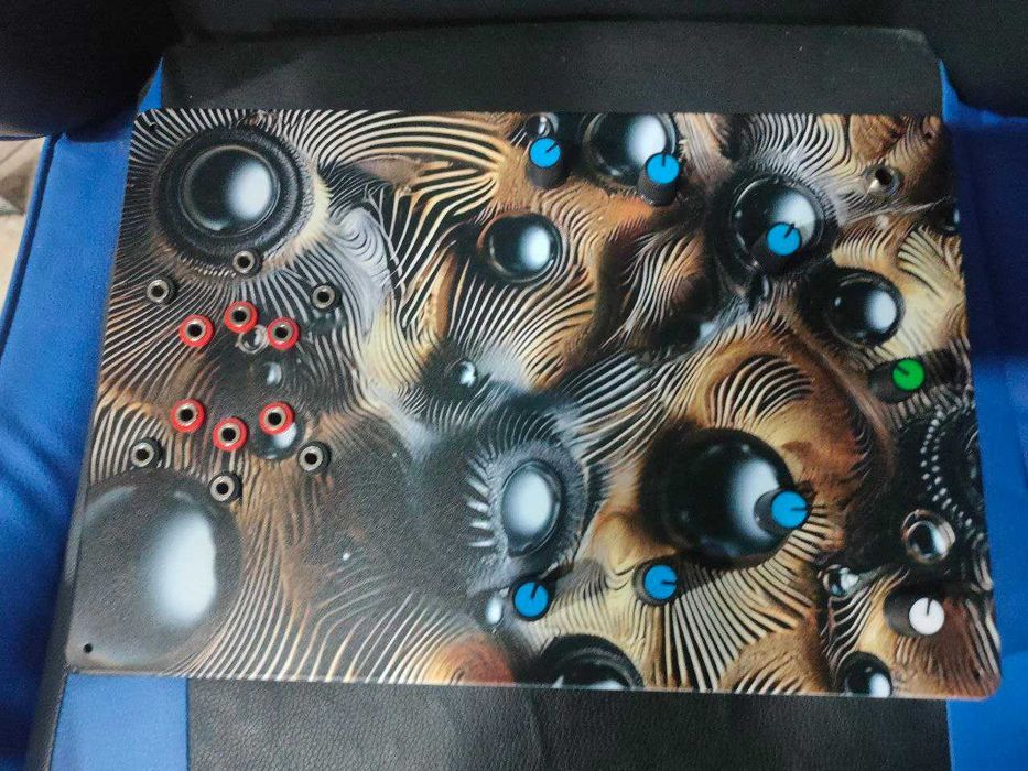 Hexadrone mod Drone synth syntezator diy