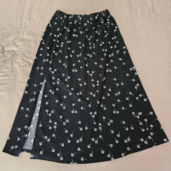 Юбка з вирізом, розмір 44