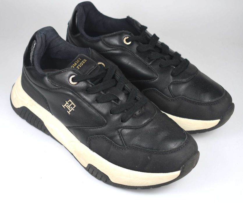 Używane Sneakersy Tommy Hilfiger Low Cut Lace-Up Sneaker roz. 38