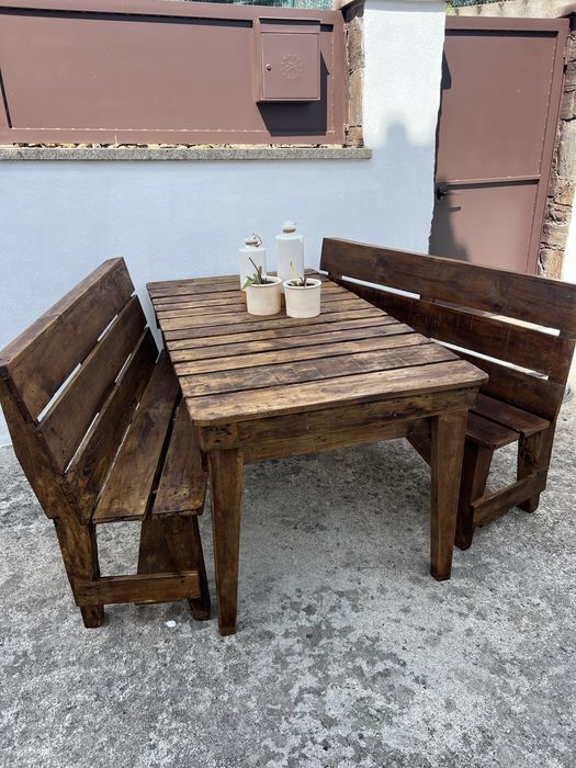 Mesa de madeira rustica