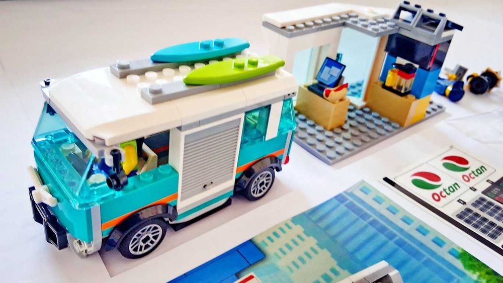 Lego City 60257 Service Station em peças novas montado