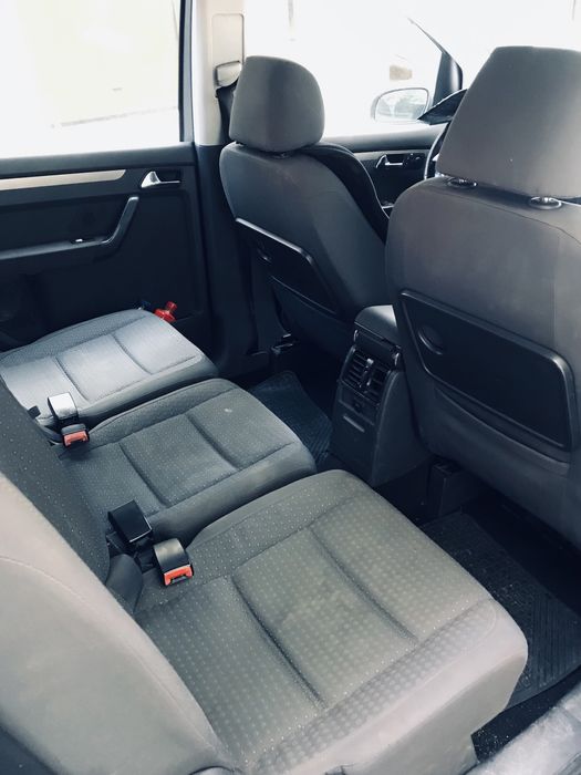 VW Touran 2.0 TDI 7L