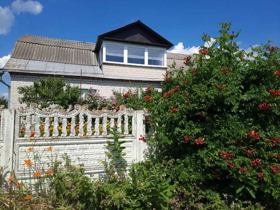 Продається будинок/дача + баня в селі Головурів/40км від Києва