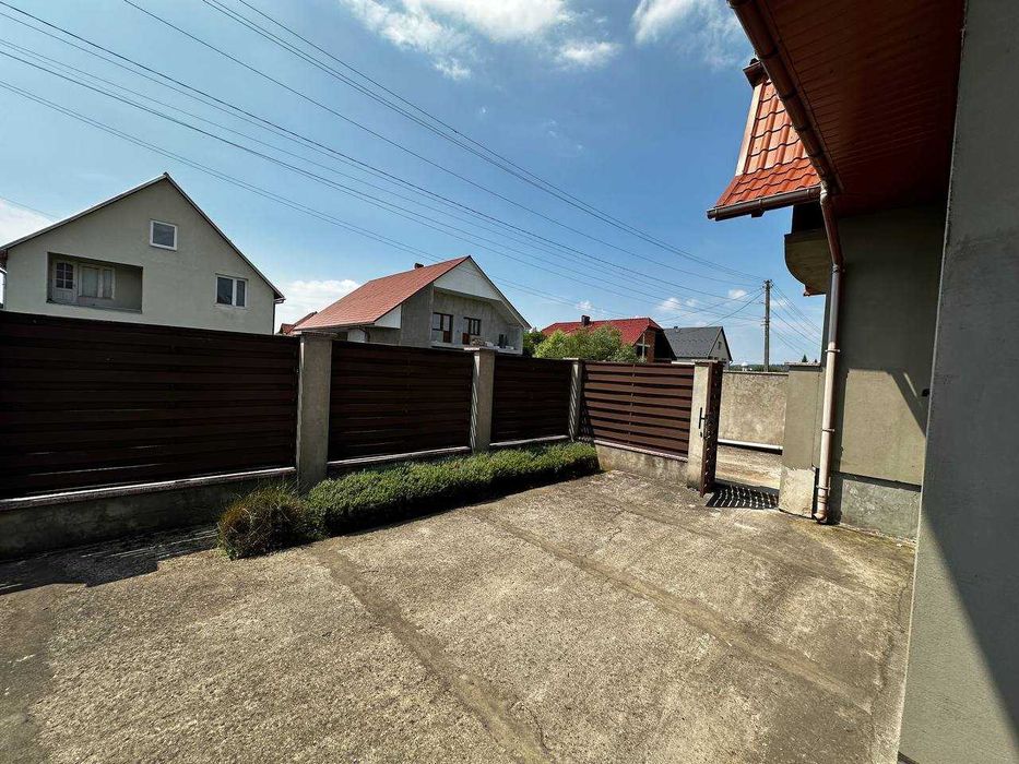 Продається готовий будинок до заселення в м. Іршава