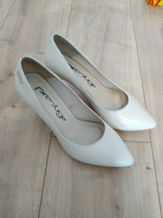 Buty na obcasie szpilki skóra naturalna