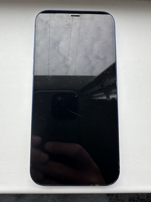 Apple Iphone 12.