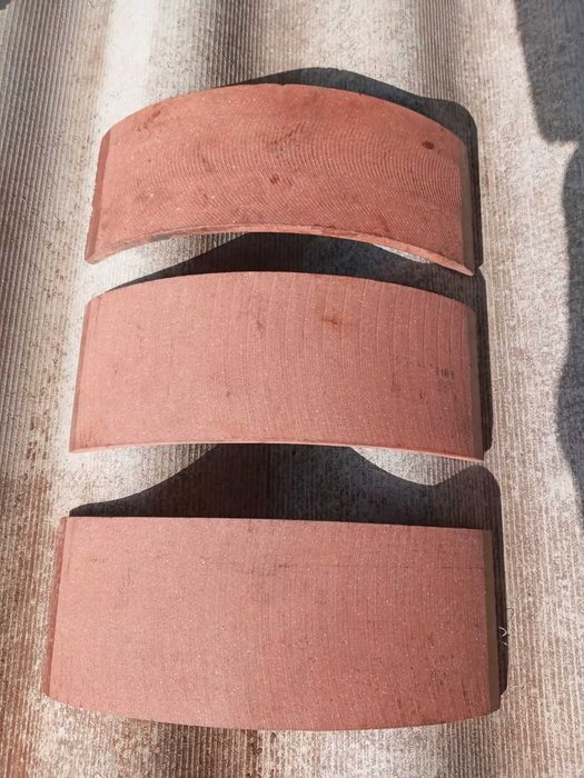 Продам гальмівні накладки