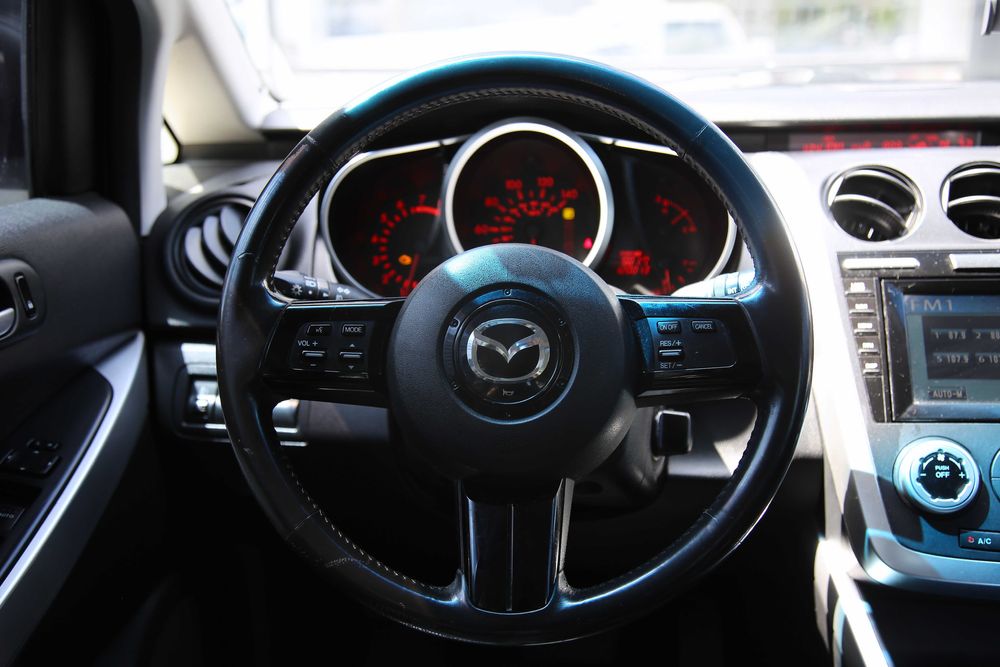 Продам Mazda CX-7 2008