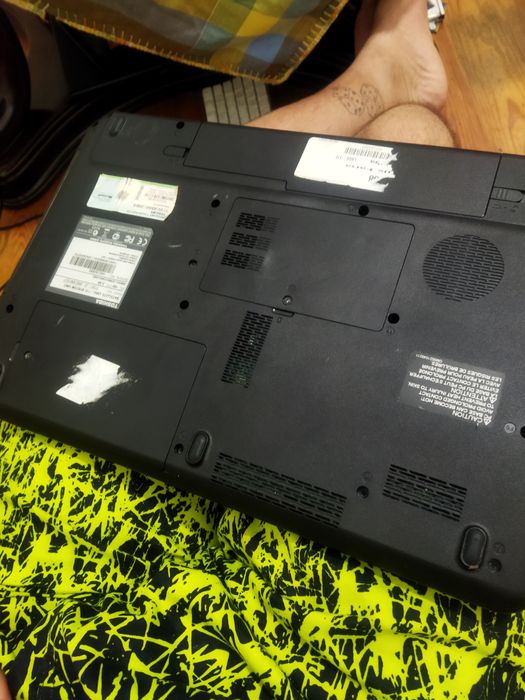 Laptop with Core i5 processor and 6 GB RAM64729620048513124