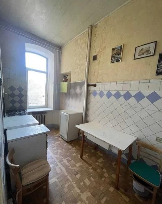 Продаж 3к вул. Сумська, 24