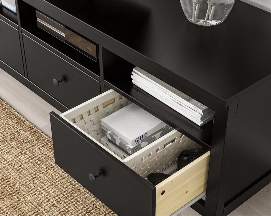 Móvel ikea Hemmes preto