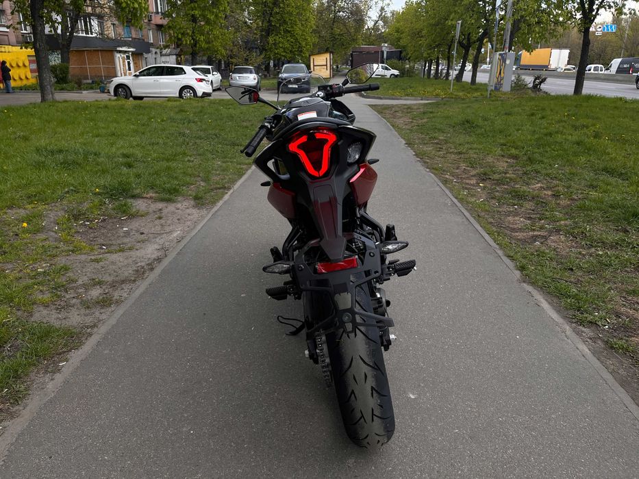 Мотоцикл CFMOTO 250SR LITE