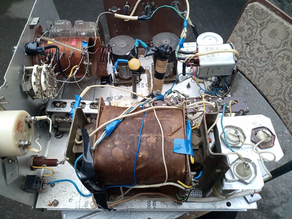 Усилитель мощности КВ диапазона на трёх лампах ГУ-50: 2 500 грн ...