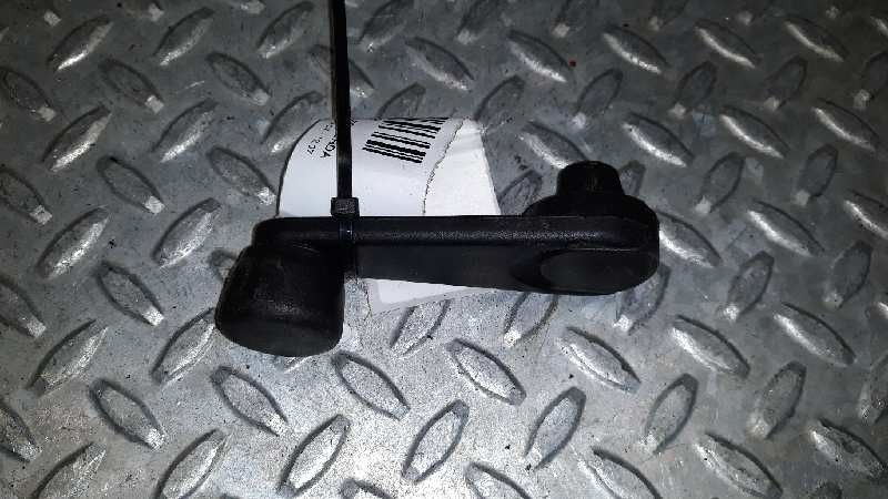 MANÍPULO DO ELEVADOR DE VIDROS TRASEIRO ESQUERDO BMW 1 118 D 122CV 1995CC