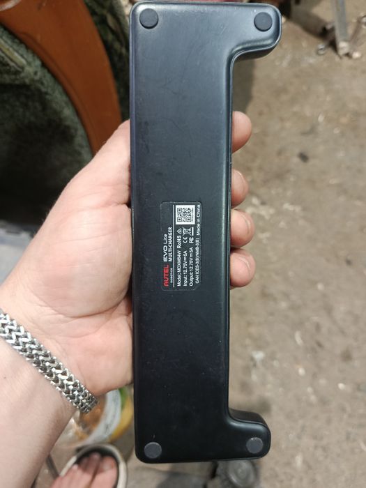 Зарядной хаб для КВАДРОКОПТЕРОВ.