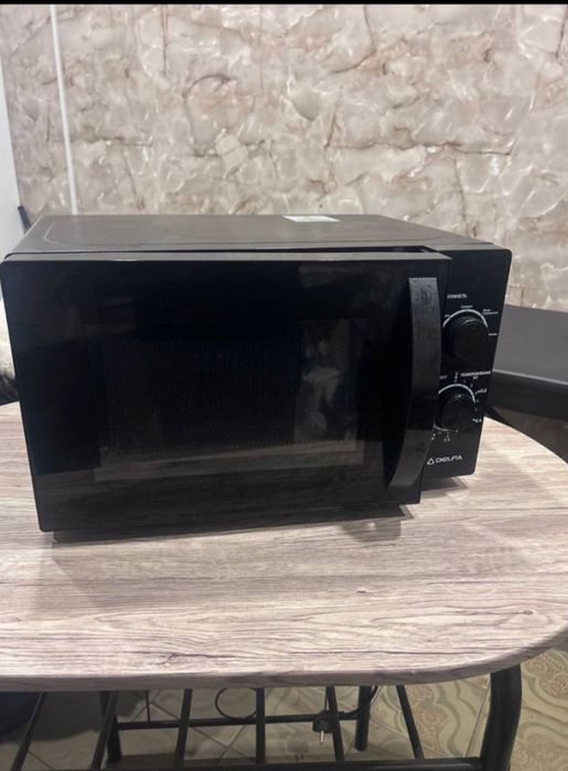 мікрохвильовка Delfa AMW20MB