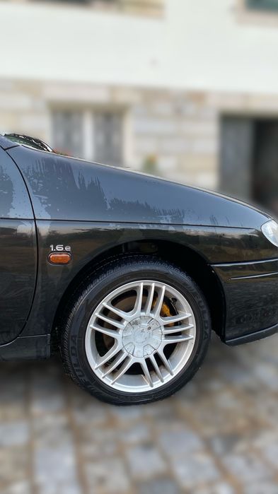 Renault Mégane 1.6 Gasolina | 1999 | 159.790 km