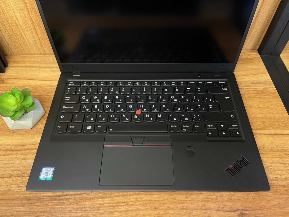Lenovo ThinkPad X1 Carbon G6/i5-8650CPU/8Gb/256Gb/14.0"/IPS/Гарантія