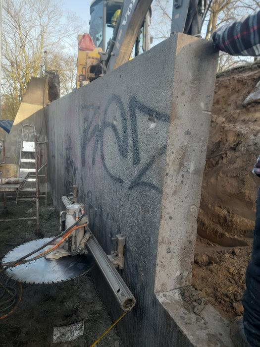 Cięcie betonu ścian wiercenie otworów techniką diamentową otworowanie