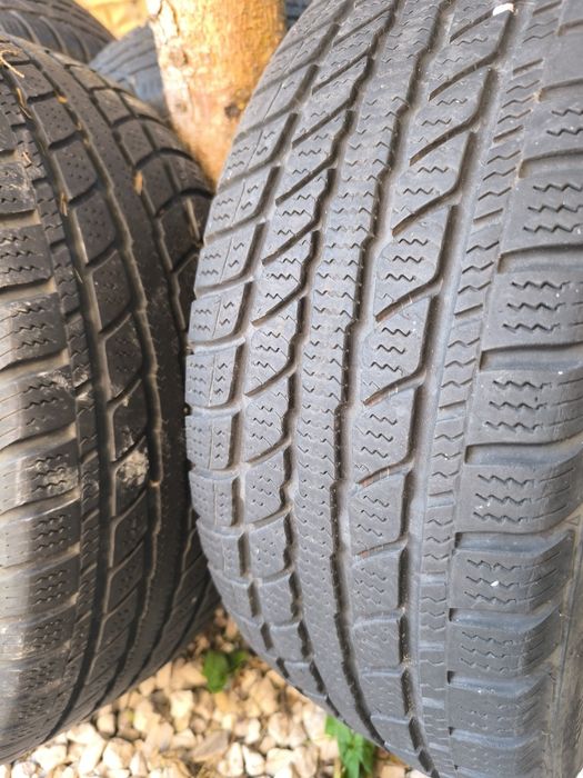 Pneus 195/55 R16