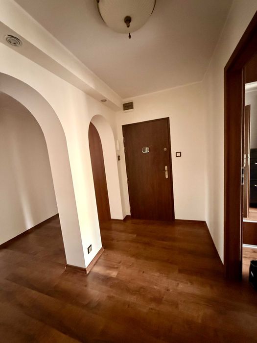 Mieszkanie 4 pokojowe na sprzedaż - Widok 2
