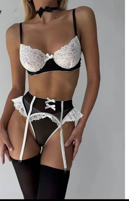 Барлық жалаңаш әйелдер құрылыс алаңында