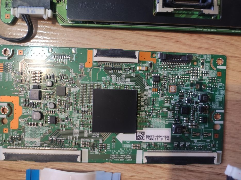 Samsung UE40JU6000 (części)