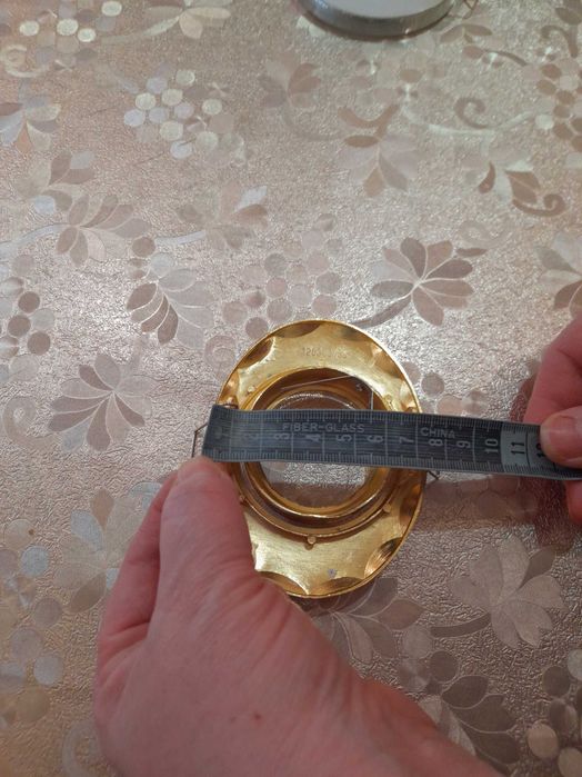 Точечный светильник цвет золото с серебром