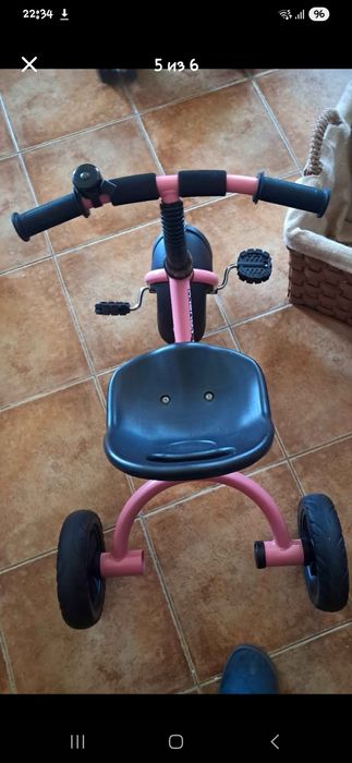 Triciclo para crianças